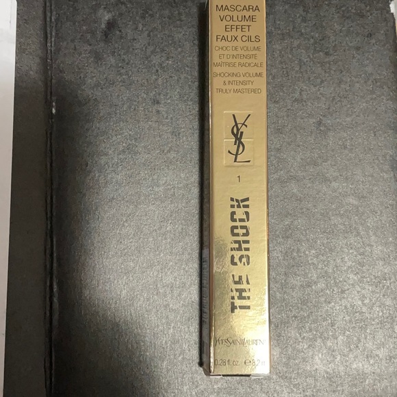 New YSL The Shock Volumizing Mascara - Picture 5 of 7